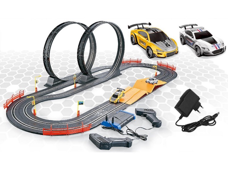 Autodráha 560 cm, dvě auta, s EU adaptérem, 136 x 60 x 38 cm